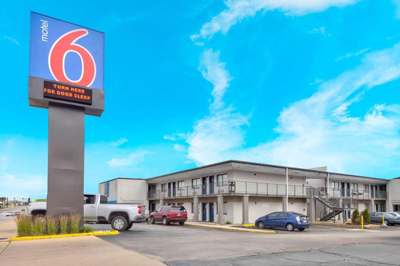 Motel 6-Villa Park, Il - Chicago West Luaran gambar